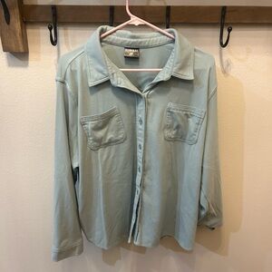 32 Degrees HEAT Sage Green Button-Front Shirt